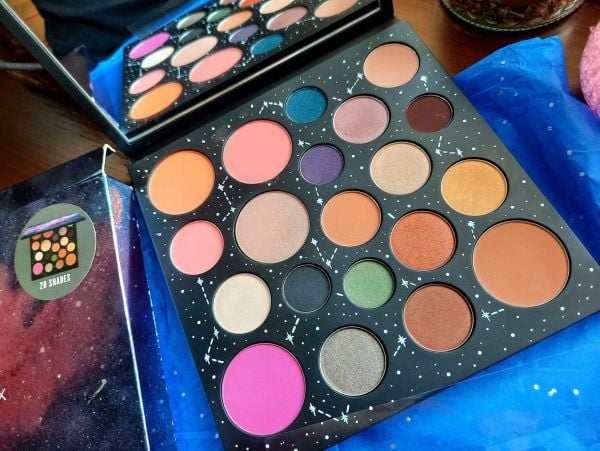 Smashbox Cosmic Celebration, Fresh Colour & Shine, Face Palette, 7,5 g