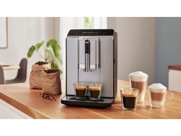 Bosch Serie 2 TIE20301, Espressokone, 1,4 L, Kahvipavut, Sisäänrakennettu jauhin, 1300 W, musta, Hopea