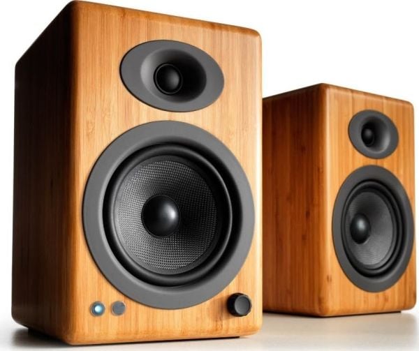 Audioengine A5+ WIRELESS, 2-suuntainen, 2.0 kanavaa, Langaton, 50 W, 50 - 22000 Hz, Ruskea Audioengine A5+ WIRELESS, 2-suuntainen, 2.0 kanavaa, Langaton, 50 W, 50 - 22000 Hz, Ruskea