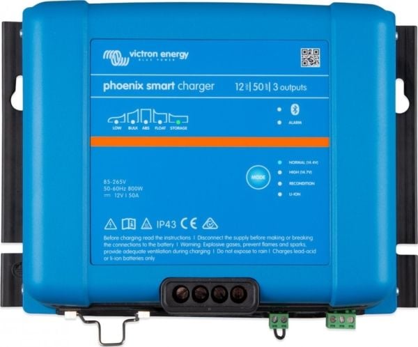 Victron Energy Smart IP43 Charger 12/50(3) 120-240V