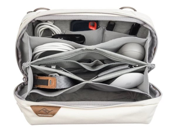 Peak Design Tech Pouch - Eske - 200D-nylon - benfarget