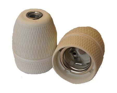 Fatning E27, i porcelæn,hvid med ru overflade og 10mm. nippel