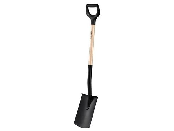 Spade, afrundet blad (træskaft)