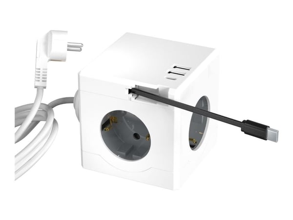 MicroConnect - Virranjakoyksikkö - tulo: Tyyppi F - lähtöliittimet: 6 (2 x USB, 24-nastainen USB-C, 3 x virta Tyyppi F) - 1,5 m kaapeli - valkoinen