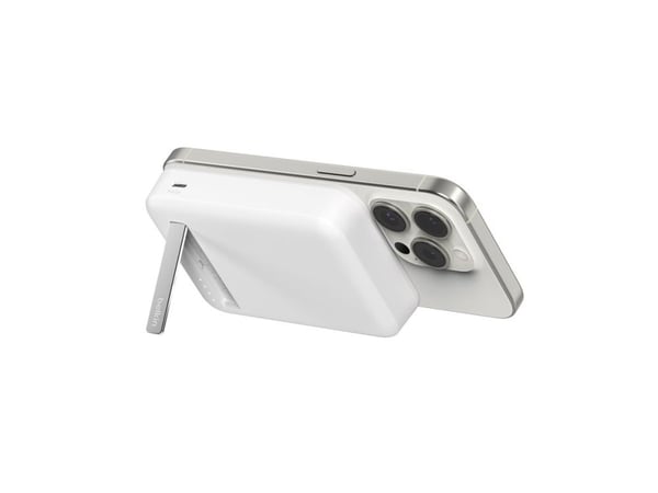 Belkin BoostCharge Pro, Langaton lataaminen, 15 W, Valkoinen