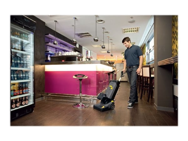 Kärcher BR 30/4 C + MF, 820 W, 220 - 240 V, 50 / 60 Hz, 390 mm, 335 mm, 1180 mm