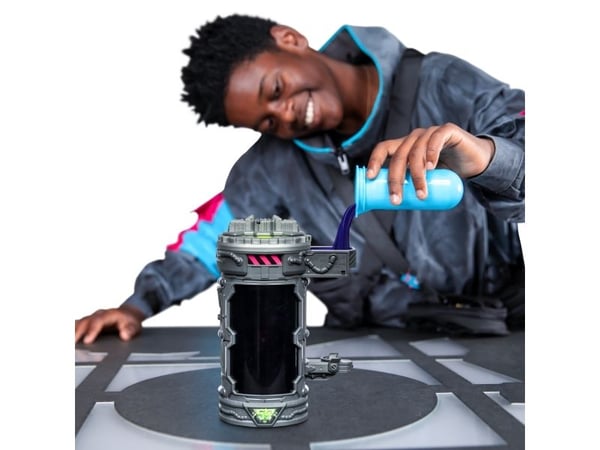 MR. BEAST LAB Mutator Action Figs - Metallic Panther