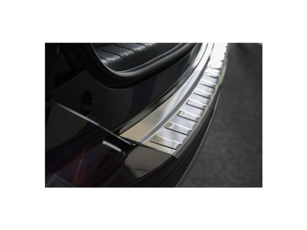 Læssekantbeskytter Toyota RAV4 IV 02.2016-2018 Stål Læssekantbeskytter Toyota RAV4 IV 02.2016-2018 Stål