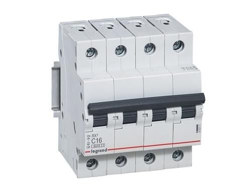 Automaattirengas TX3 C 63A 4P, 4M, 6/6kA