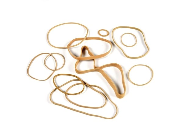 Gummiband i blandade storlekar 100 gram (12 st)
