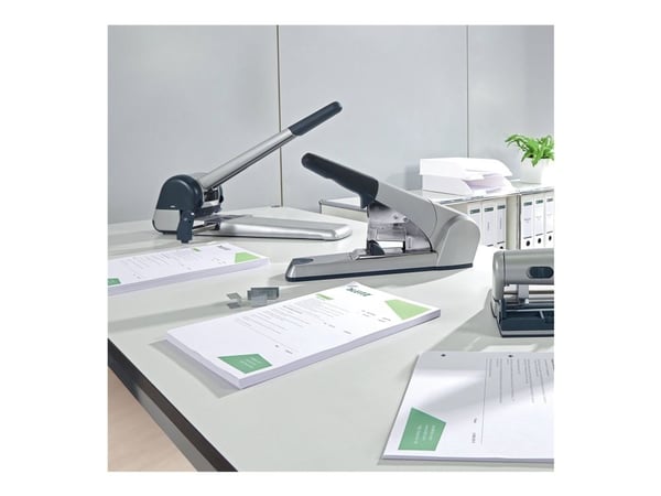 Leitz Super - Stiftemaskin - robust - 120 ark / 12 mm - 23/15 XL - plast, metall - sølv