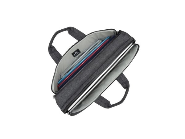Rivacase 8831, Åpnes ovenfra, 39,6 cm (15.6"), Skulderrem, 780 g