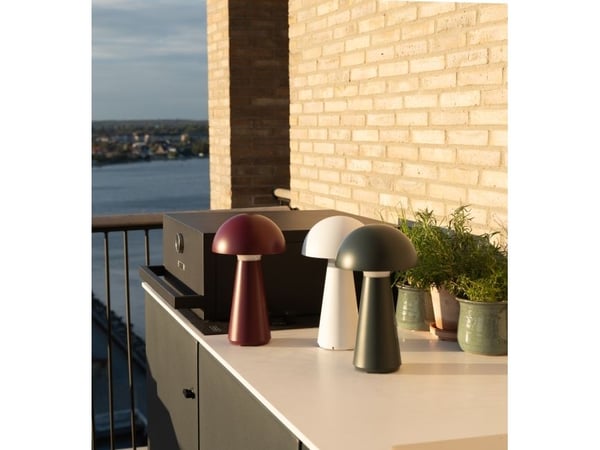 Sirius Sam Genopladelig Lampe - Hvid - H 28 cm
