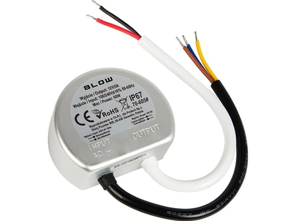 Blow 70-605# Kytkentävirtalähde12v/5a 60w metallia Blow 70-605# Kytkentävirtalähde12v/5a 60w metallia