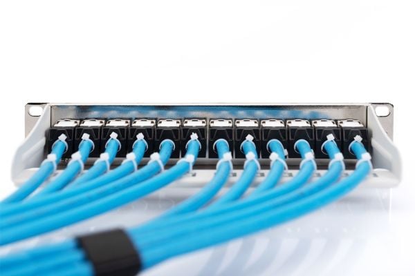 DIGITUS Professional - Installation cable - 7.2 mm - U/FTP - simpleks - CAT 6a - IEEE 802.5/IEEE 802.3 - halogenfri, solid - lys blå, RAL 5012