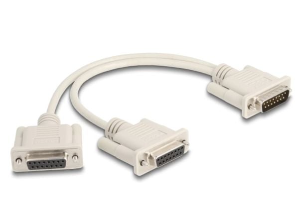 Delock - Seriell splitter - 15 pin D-Sub (DB-15) (hann) til 15 pin D-Sub (DB-15) (hunn) - 30 cm - tommelskruer - beige