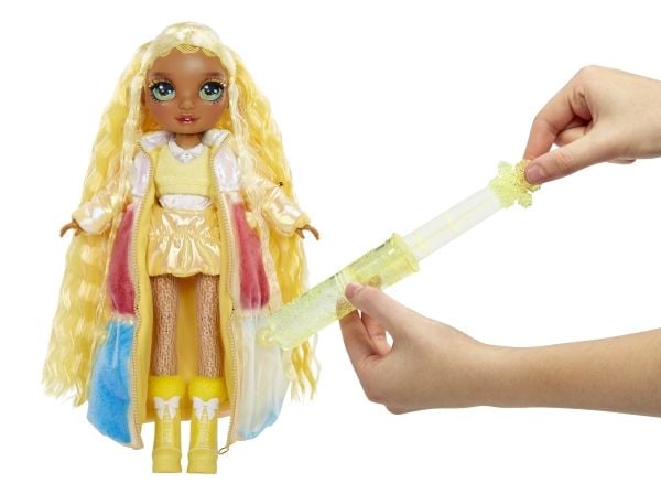 Rainbow High Winter Wonderland Doll- Sunny (Yellow), Motedukke, Jente, 4 år, Gutt/Jente, 280 mm, Flerfarget