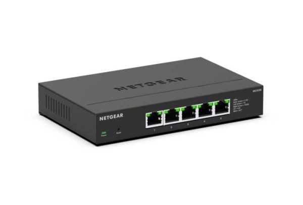 NETGEAR 300 Series Plus - Switch - multi-gigabit - Styrt - 5 x 100/1000/2.5G - stasjonær, veggmonterbar