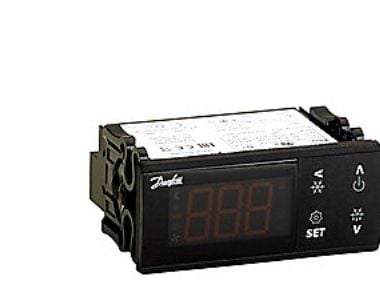Danfoss ERC 211 - Elektronisk kølestyring, DI 0, DO 1, AC 197-250 V, Rød LED