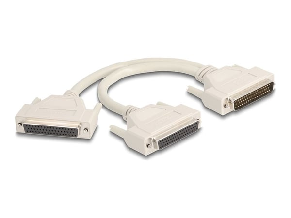 Delock-sovitin Y-kaapelin jakaja D-Sub HD 50-nastainen uros 2 x D-Sub HD 50-nastainen naaras ruuvilla 30 cm