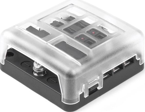 AMiO sikringsboks med negativ skinne LED 6 uttak AMIO-03038