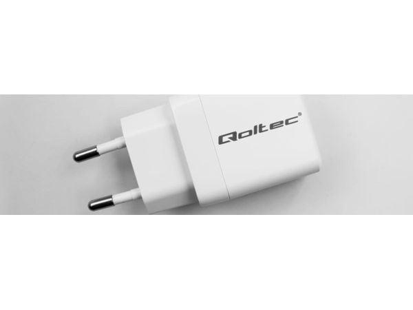 Qoltec - Strømadapter - GaN, 5-20V, 1.5-3A - 45 watt - 3 A - PD, QC 3.0 - 2 utgangskontakter (USB, USB-C (PD)) - hvit