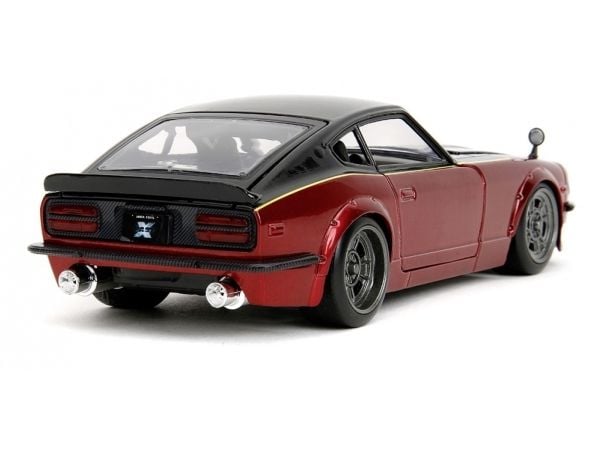JADA TOYS Valmis malli Henkilöauton mallinnus
