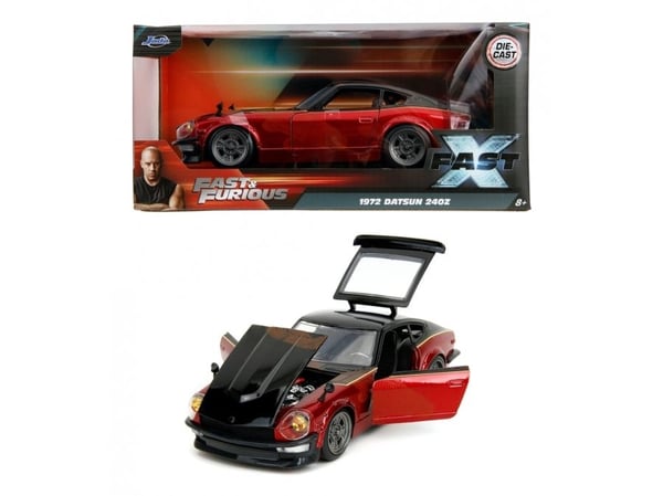 JADA TOYS Valmis malli Henkilöauton mallinnus