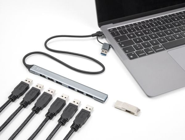 Delock 7 Port Slim USB Hub mit USB Type-C tai USB Type-A zu 1 x USB 5 Gbps Type-A + 6 x USB 2.0 Type-A