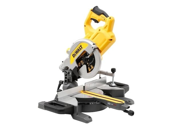 DeWALT DCS777N