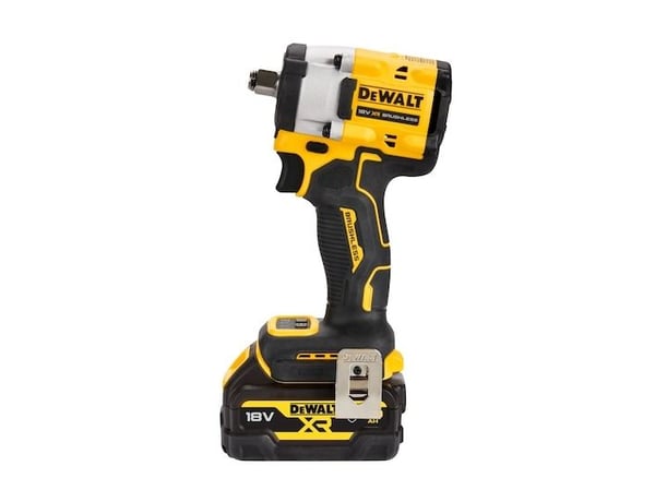 DEWALT 1/2" 18V 406Nm 406Nm 2x5.0Ah iskevä jakoavain työntösylinterillä DCF921P2G DCF921P2G
