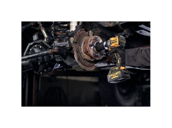 DEWALT 1/2" 18V 406Nm 406Nm 2x5.0Ah iskevä jakoavain työntösylinterillä DCF921P2G DCF921P2G