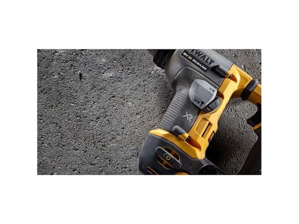 DEWALT SDS-PLUS 18V 1.4J 2x1.7Ah POWERSTACK poravasara DCH172E2T