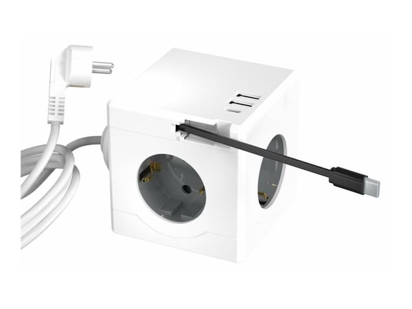 MicroConnect - Virranjakoyksikkö - tulo: Tyyppi F - lähtöliittimet: 6 (2 x USB, 24-nastainen USB-C, 3 x virta Tyyppi F) - 1,5 m kaapeli - valkoinen