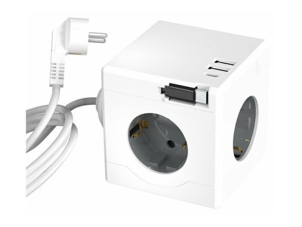 MicroConnect - Virranjakoyksikkö - tulo: Tyyppi F - lähtöliittimet: 6 (2 x USB, 24-nastainen USB-C, 3 x virta Tyyppi F) - 1,5 m kaapeli - valkoinen