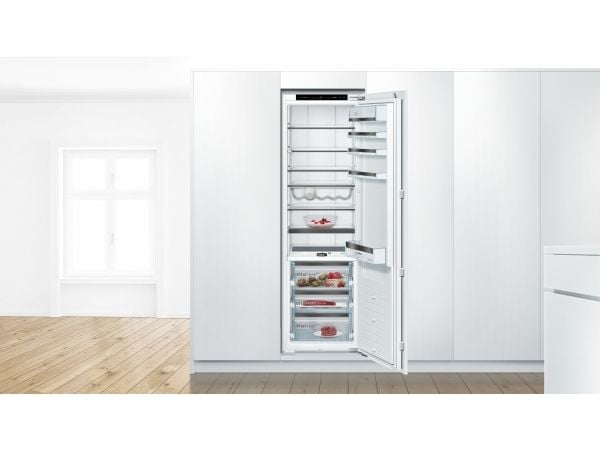Sisäänrakennettava jääkaappi Bosch KIF81HOD0