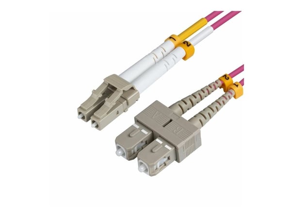 MicroConnect - Nettverkskabel - LC/UPC-multimodus til SC/UPC-multimodus - 0.5 m - fiberoptisk - 50 / 125 mikroner - OM4 - halogenfri - erikafiolett