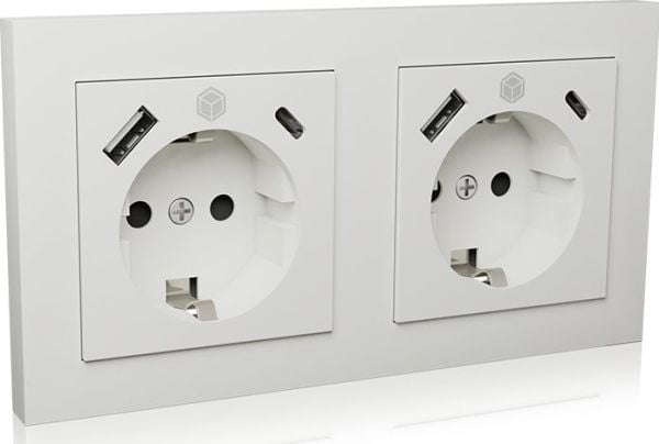 ICY BOX pistorasioita 2 kpl uppoasennettava sarja, joissa kummassakin on 1xUSB-A ja 1xUSB-C-liitäntä