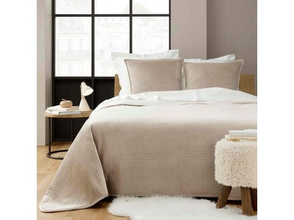 Douceur d`Interieur Mylene sengesett/pledd til seng og putevar 220 x 240 cm