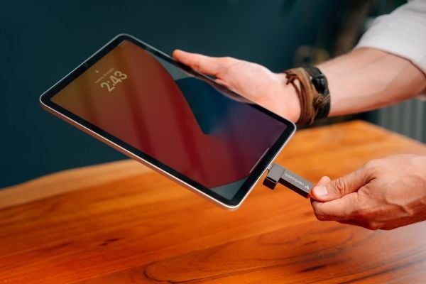 Verbatim Dual QuickStick, 1 Tt, USB Type-A / USB Type-C, 3.2 Gen 1 (3.1 Gen 1), 550 Mt/s, muu, harmaa