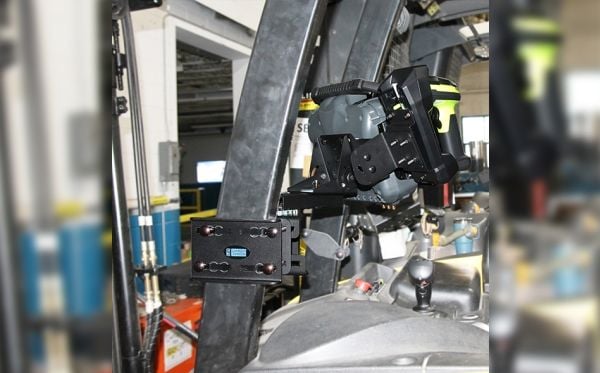 Gamber-Johnson 7170-1050, Stregkodescanner, Passiv holder, Gaffeltruk, Sort