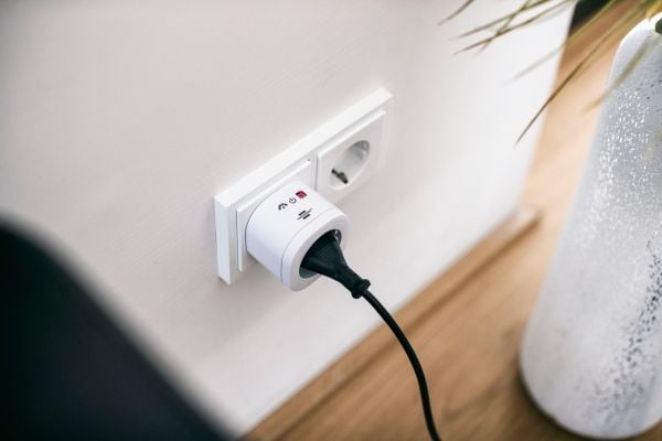 Brennenstuhl 1294880, Innendørs, Hvit, Hjem, Trådløs, Wi-Fi, 3680 W