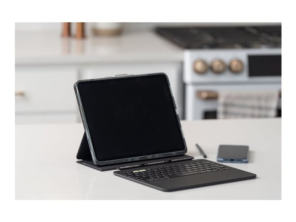 ZAGG Pro Keys 2 - Tastatur og folioveske (foliodekke) - bakgrunnsbelyst - trådløs - Bluetooth - QWERTY - Nordisk - for Apple 13-inch iPad Air (M2, M3)