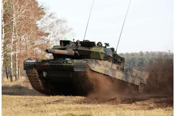 Leopard 2 A7V 1:72