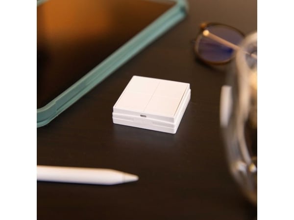 Shelly BLU Wall Switch 4 - Stand Alone