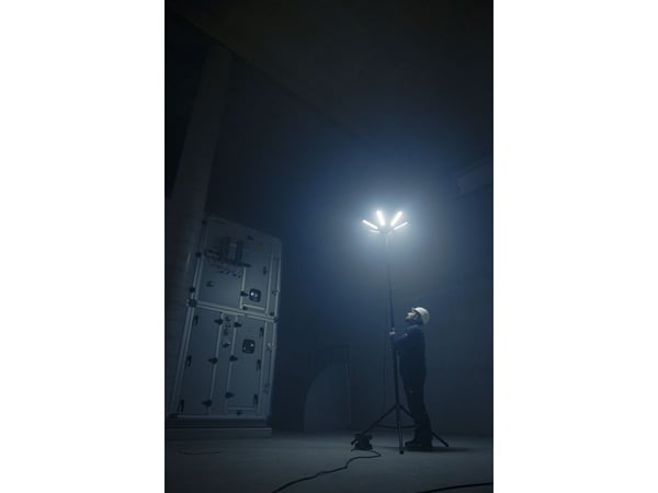 Brennenstuhl 9171410180, 300 W, LED, Bluetooth, IP54, Sort, Frittstående arbeidslys