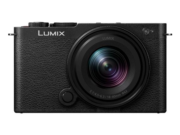 Panasonic Lumix S9 kamera svart + 18-40 mm f/4.5-6.3 (DC-S9NE-K)