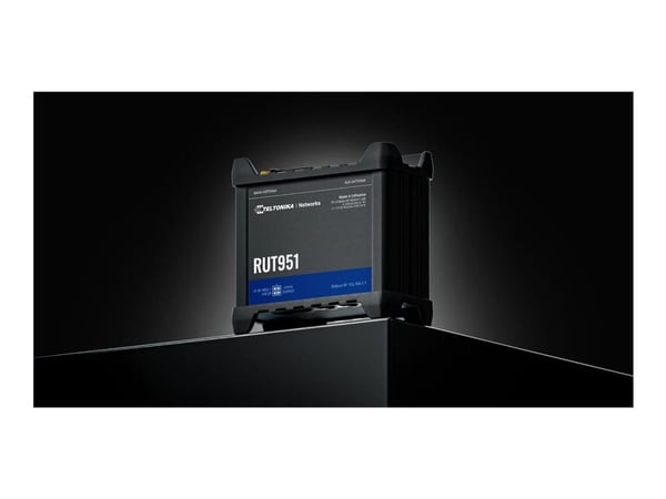 Teltonika RUT951 - Trådløs ruter - WWAN 3-portssvitsj 2,4 GHz - 3G, 4G - DIN-skinnemonterbar, overflatemonterbar