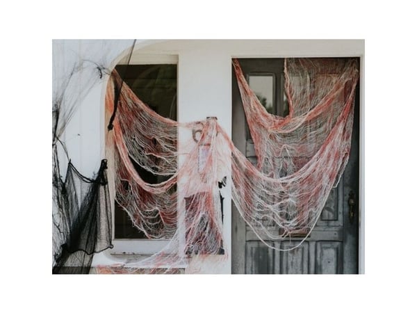Decorative material with blood stains 0.72x9.8m