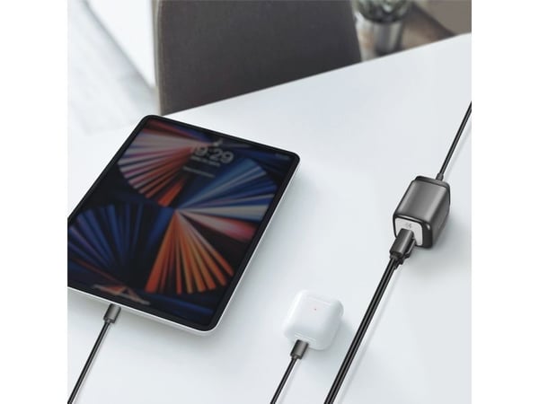 USB-laturit 1xUSB-A + 1xUSB-C kiinteällä kaapelilla 1,5m GaN 30W